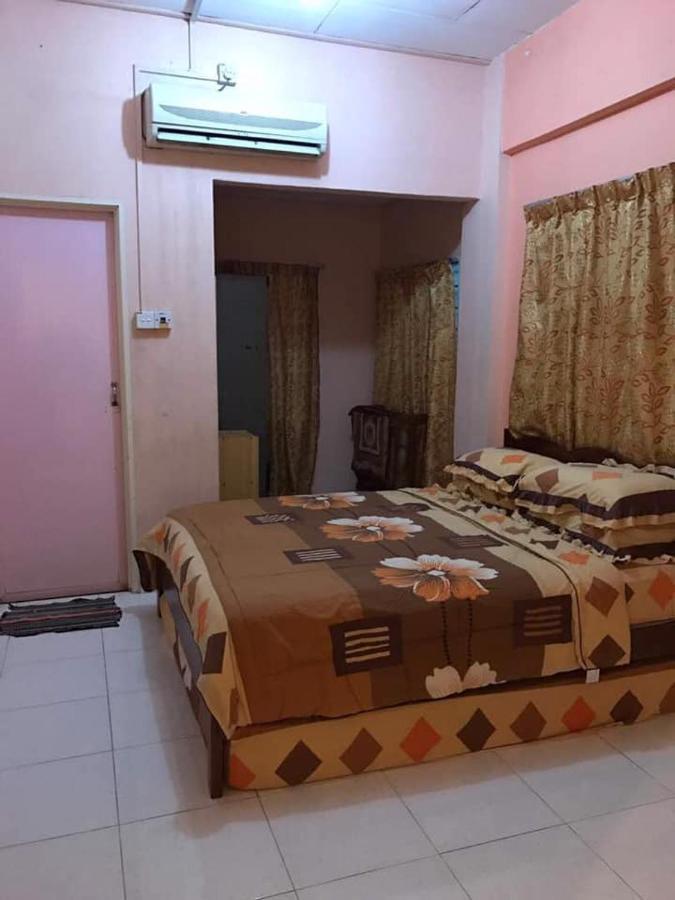 Trisya Homestay Kuala Terengganu Kültér fotó
